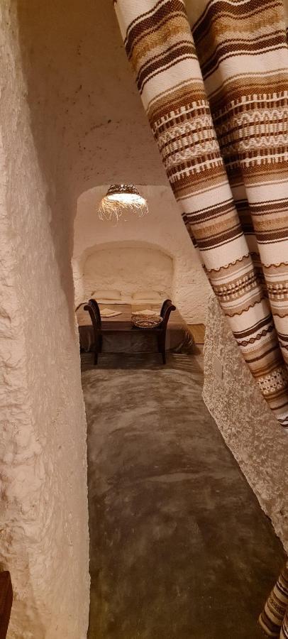 Cuevas Coloraos - El Bandido Villanueva de las Torres